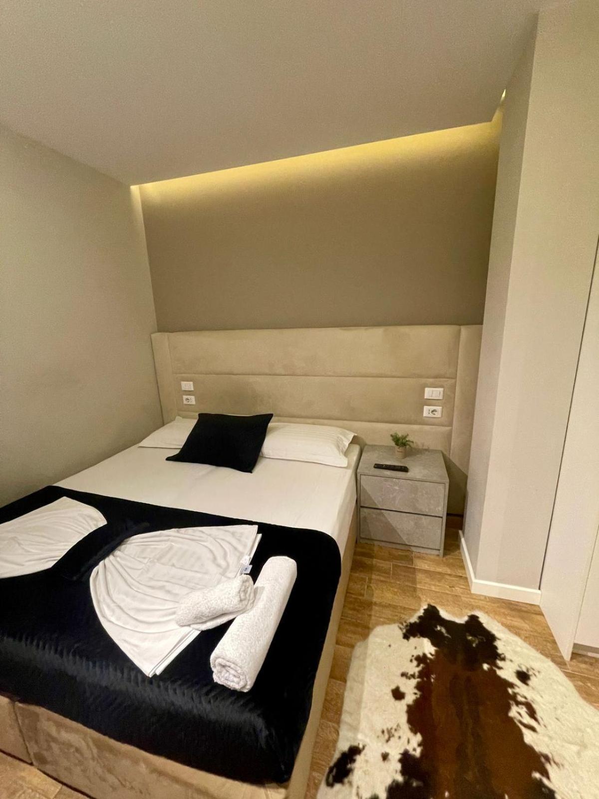 טיראנה Premium City Studio & Suite מראה חיצוני תמונה